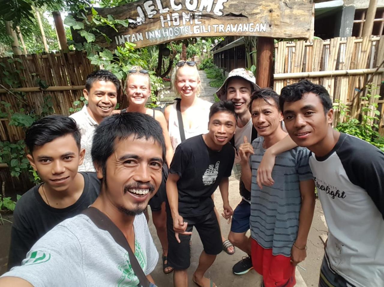 Intan Inn Hostel Gili Trawangan Exterior foto